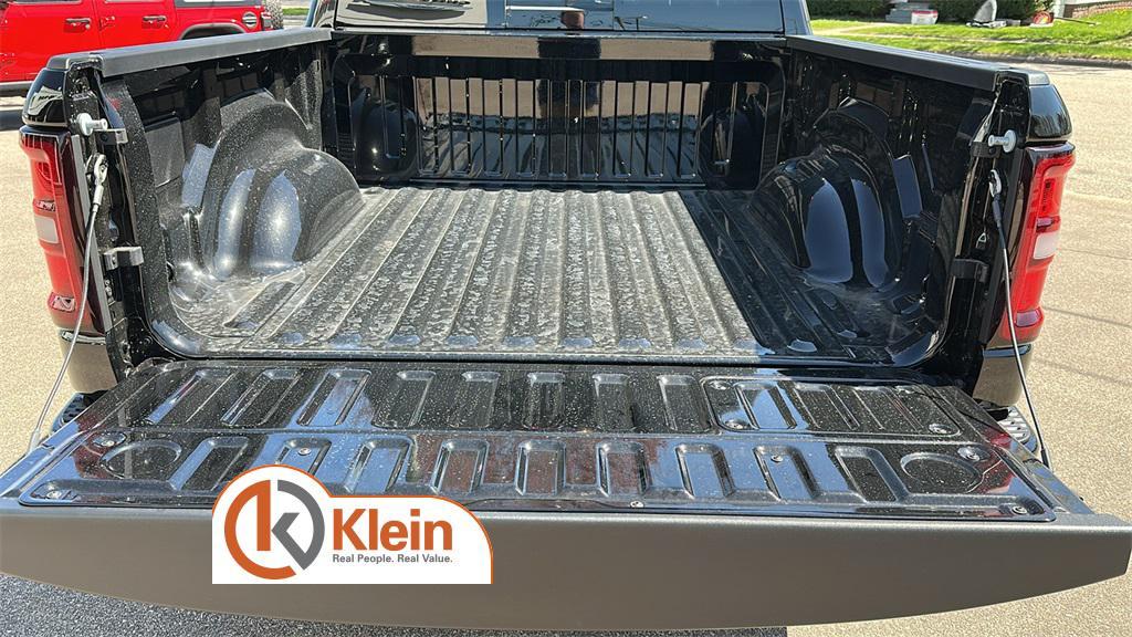 new 2025 Ram 1500 car, priced at $59,558