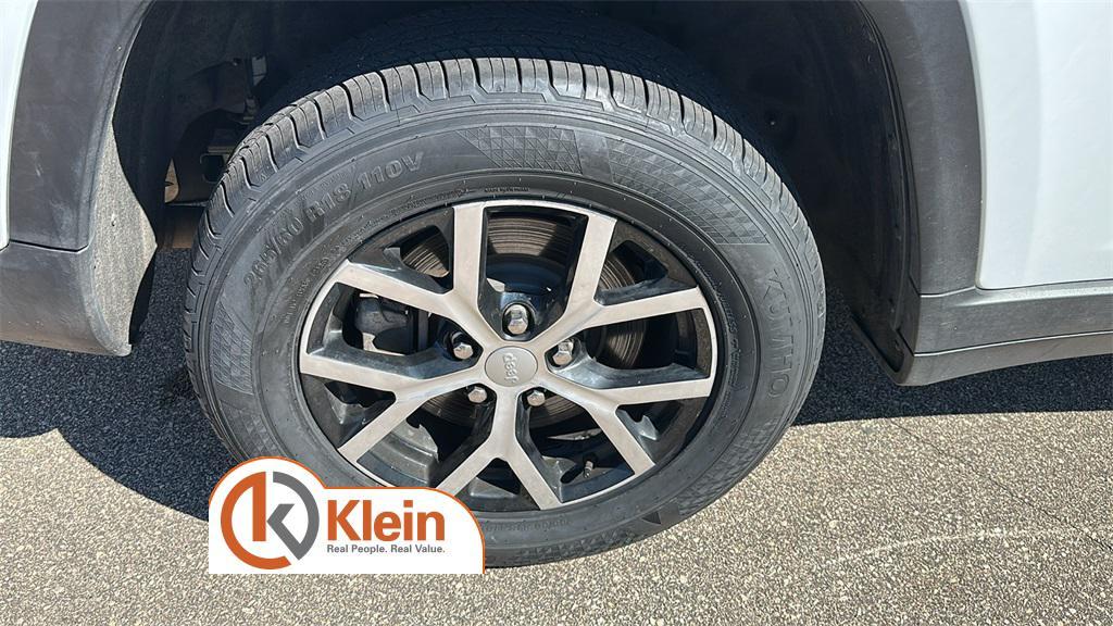 used 2024 Jeep Grand Cherokee L car, priced at $35,000