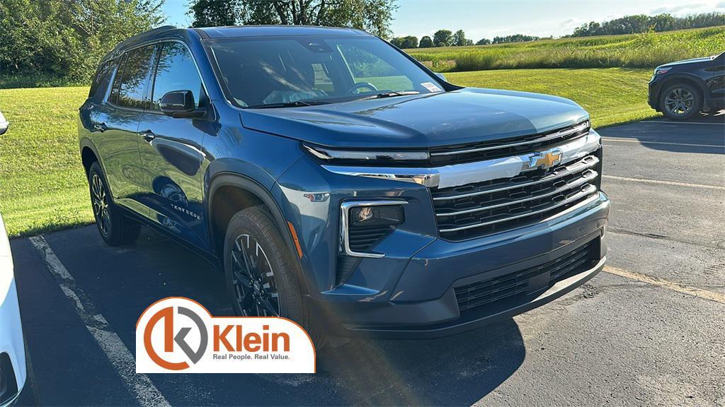 new 2026 Chevrolet Traverse car, priced at $48,015