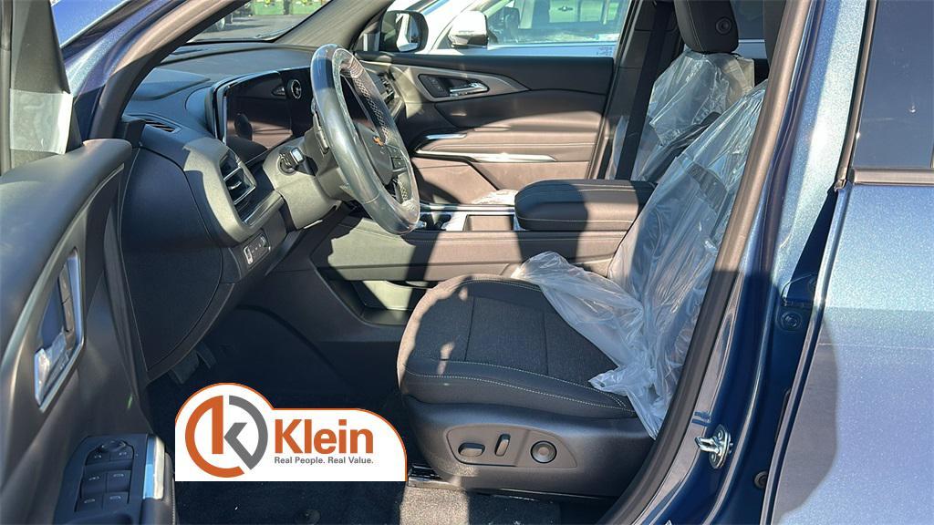 new 2026 Chevrolet Traverse car, priced at $48,015