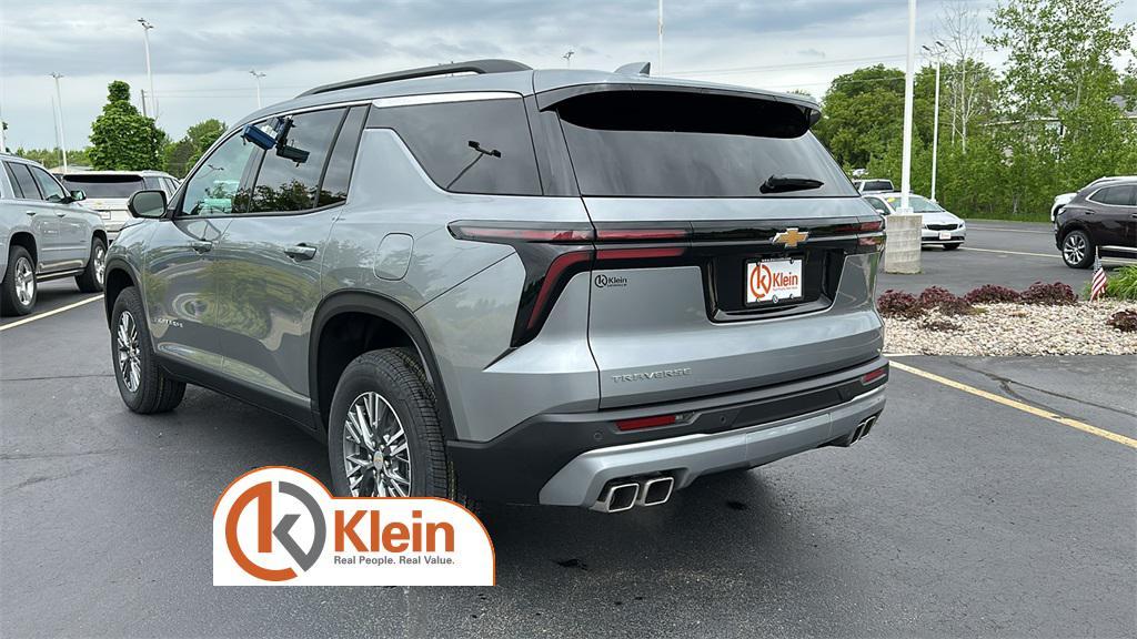 new 2025 Chevrolet Traverse car, priced at $41,304