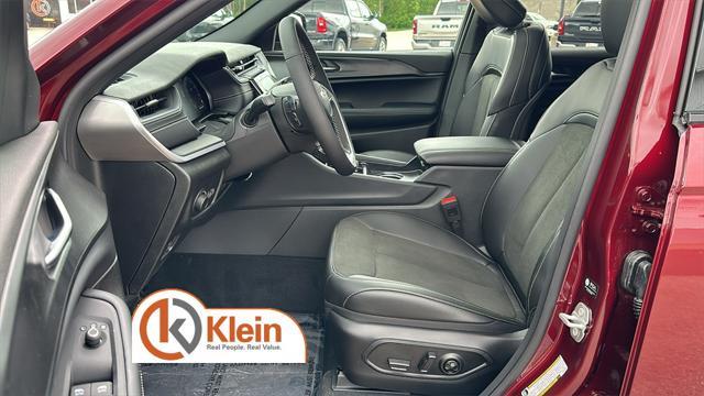 new 2025 Jeep Grand Cherokee car, priced at $44,850
