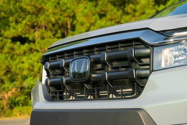 new 2025 Honda Ridgeline car, priced at $44,830