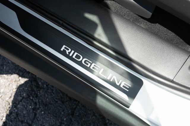 new 2025 Honda Ridgeline car, priced at $47,585