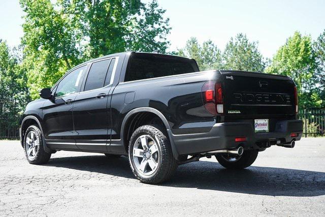 new 2024 Honda Ridgeline car, priced at $43,975