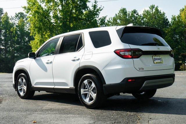new 2025 Honda Pilot car, priced at $48,280