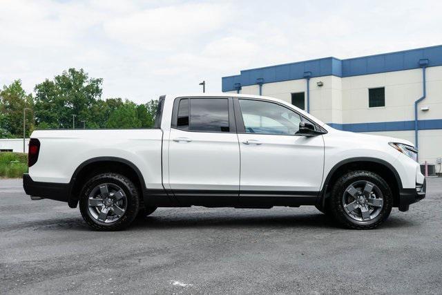 new 2025 Honda Ridgeline car, priced at $47,230