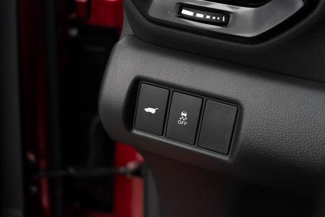 new 2025 Honda Pilot car, priced at $45,405