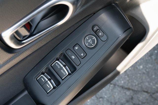 new 2025 Honda Civic Hybrid car, priced at $30,100