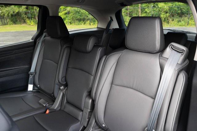 new 2025 Honda Odyssey car, priced at $43,670