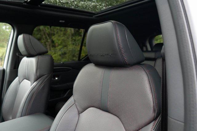 new 2025 Honda Pilot car, priced at $56,530