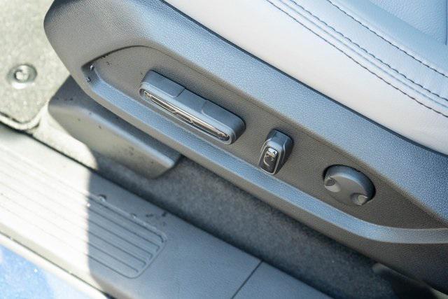 new 2025 Honda Pilot car, priced at $44,995