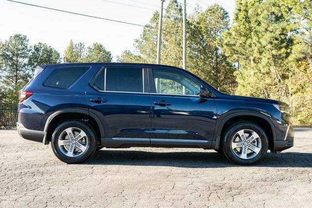 new 2025 Honda Pilot car, priced at $44,995