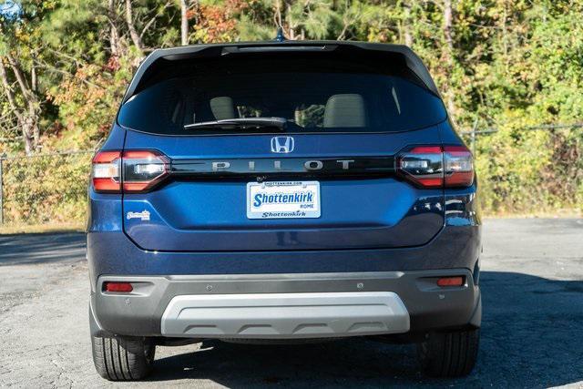 new 2025 Honda Pilot car, priced at $44,995