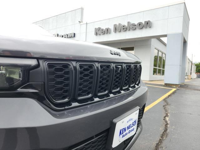 used 2023 Jeep Grand Cherokee car, priced at $32,052