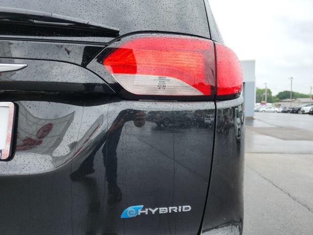 used 2018 Chrysler Pacifica Hybrid car, priced at $22,995