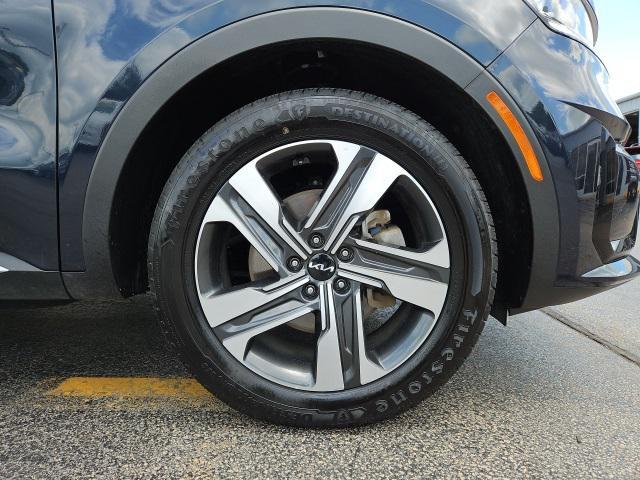 used 2023 Kia Sorento Hybrid car, priced at $27,753