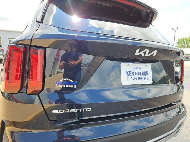 used 2023 Kia Sorento Hybrid car, priced at $27,753