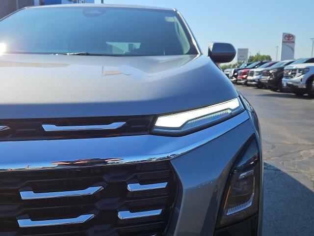 new 2026 Chevrolet Equinox car, priced at $32,245