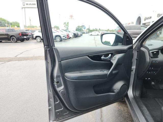 used 2022 Nissan Rogue Sport car, priced at $21,976