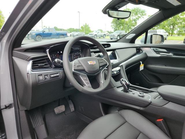 new 2025 Cadillac XT5 car, priced at $58,255