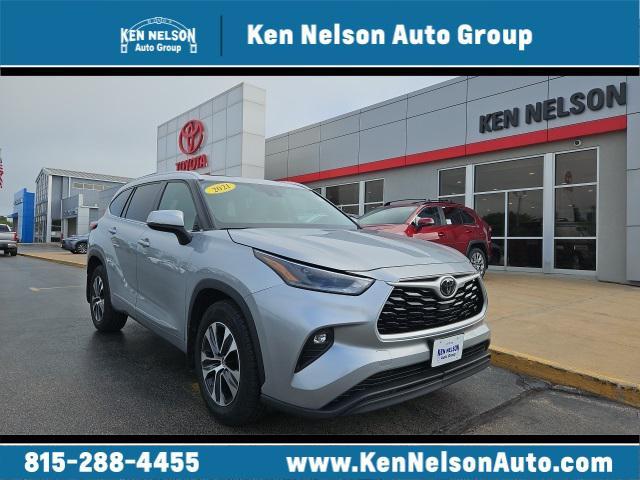 used 2021 Toyota Highlander car, priced at $32,979