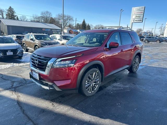 new 2025 Nissan Pathfinder car, priced at $49,424