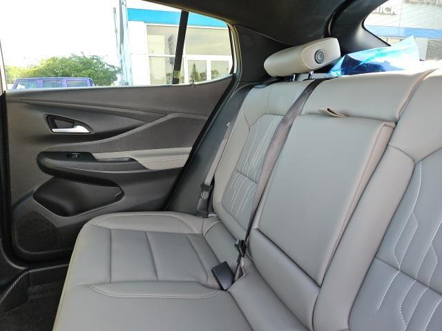 new 2025 Buick Envista car, priced at $32,360