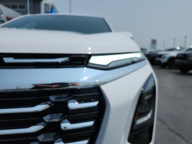 new 2026 Chevrolet Equinox car, priced at $30,290