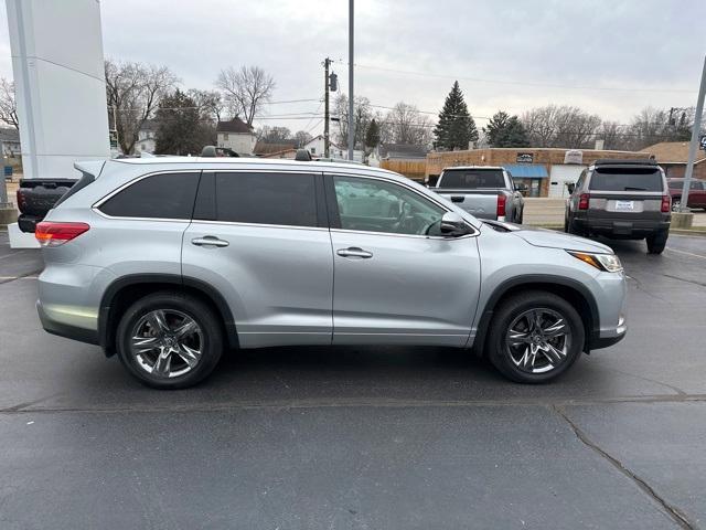 used 2018 Toyota Highlander car, priced at $24,945