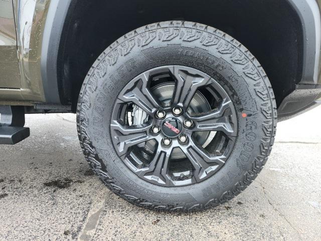 new 2025 GMC Canyon car, priced at $45,694