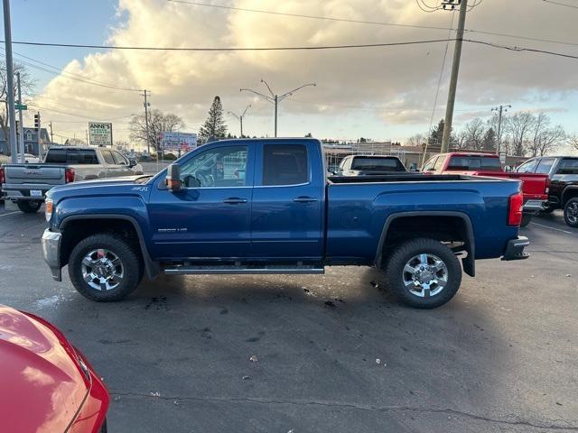 used 2017 GMC Sierra 2500 car, priced at $22,992