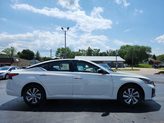 new 2025 Nissan Altima car, priced at $25,380