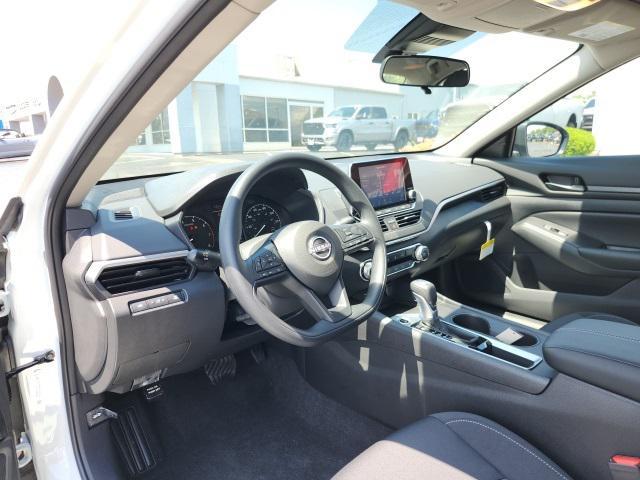 new 2025 Nissan Altima car, priced at $25,380