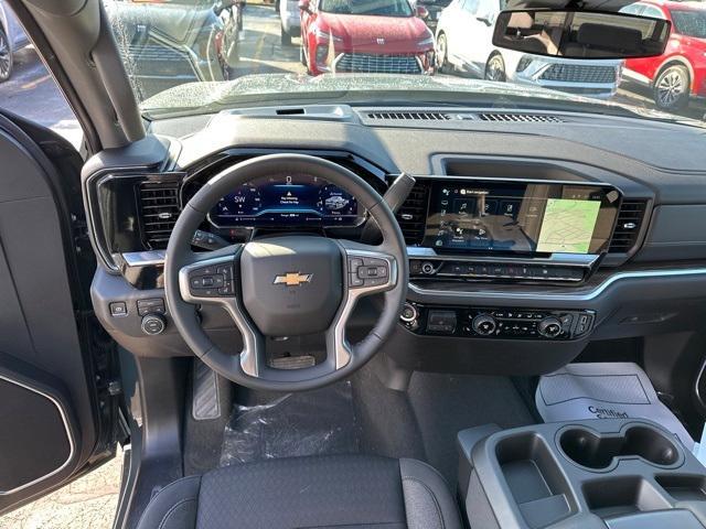 new 2025 Chevrolet Silverado 1500 car, priced at $58,638