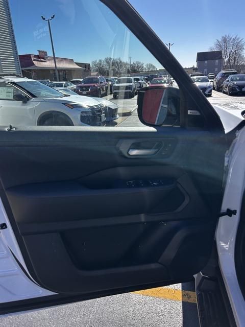 new 2025 Nissan Armada car, priced at $68,008
