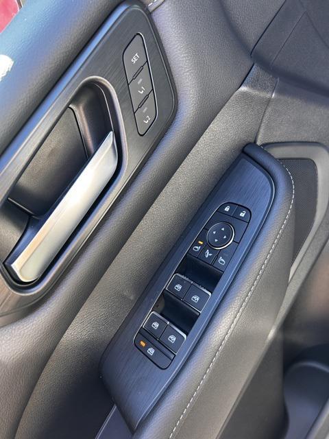 new 2025 Nissan Armada car, priced at $68,008