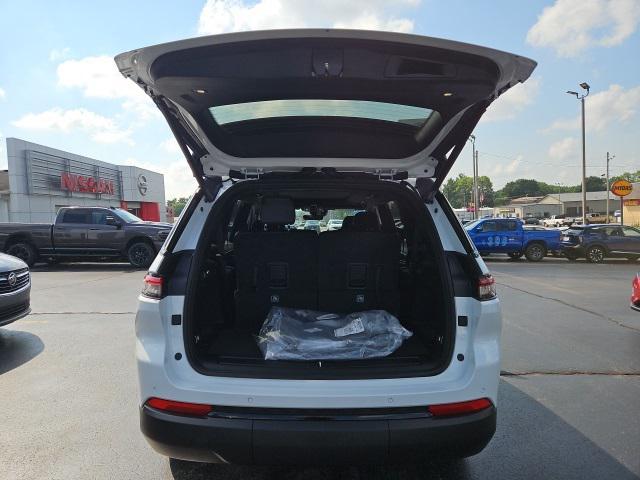 new 2025 Jeep Grand Cherokee L car, priced at $50,067