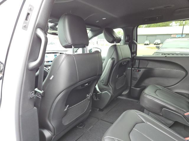 new 2026 Chrysler Pacifica car, priced at $42,961