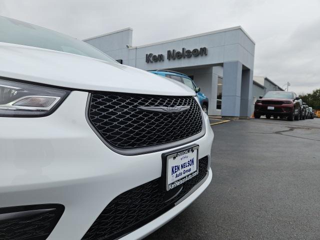 new 2026 Chrysler Pacifica car, priced at $42,961