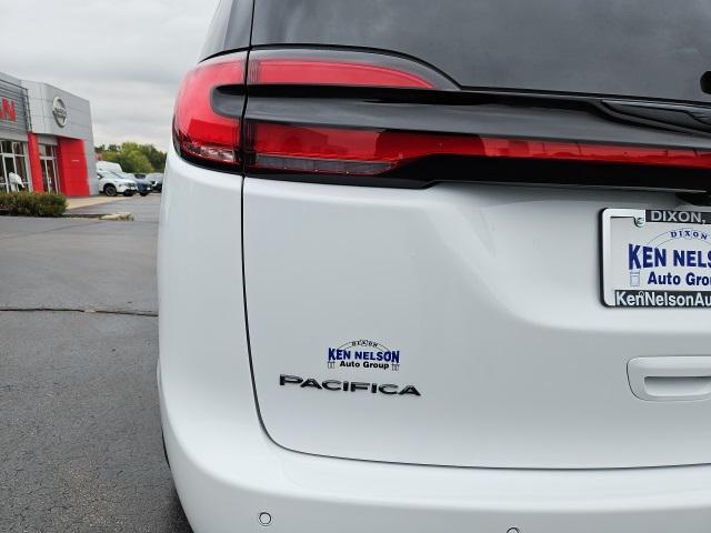 new 2026 Chrysler Pacifica car, priced at $42,961