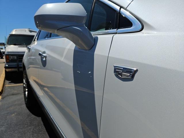 used 2017 Cadillac XT5 car, priced at $17,543