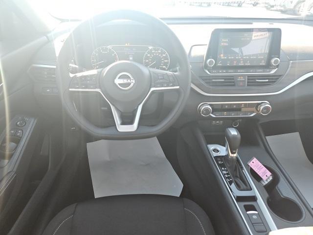 new 2025 Nissan Altima car, priced at $29,495