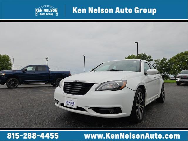 used 2014 Chrysler 200 car, priced at $9,995