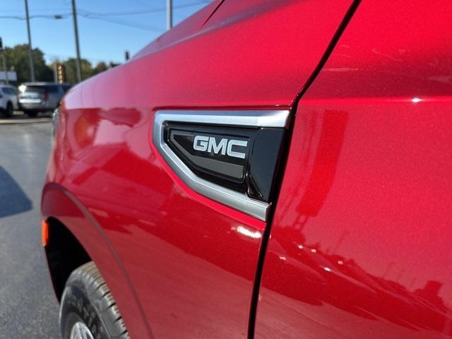 new 2024 GMC Yukon XL car, priced at $91,885