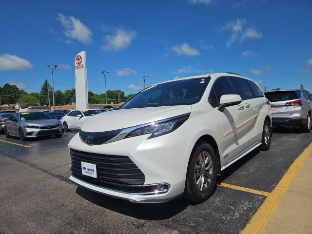 used 2021 Toyota Sienna car, priced at $30,983