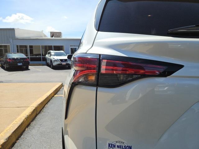 used 2021 Toyota Sienna car, priced at $30,983