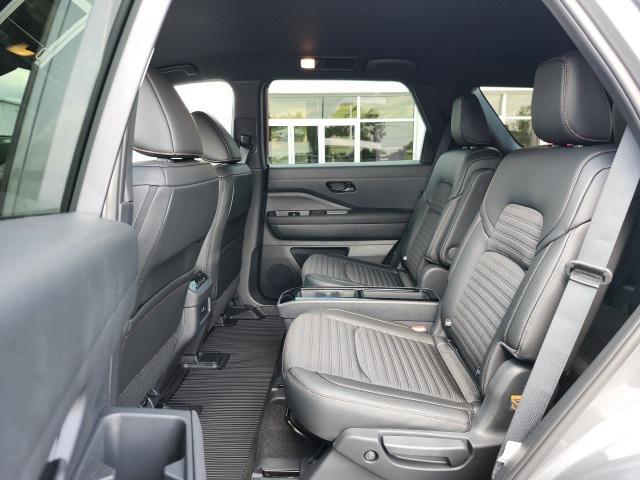new 2025 Nissan Pathfinder car, priced at $41,463