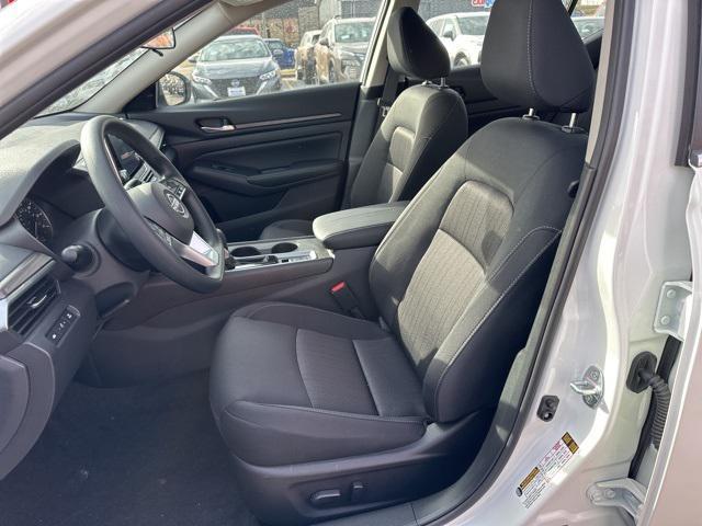 new 2025 Nissan Altima car, priced at $29,612
