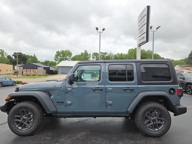 new 2025 Jeep Wrangler car, priced at $45,204